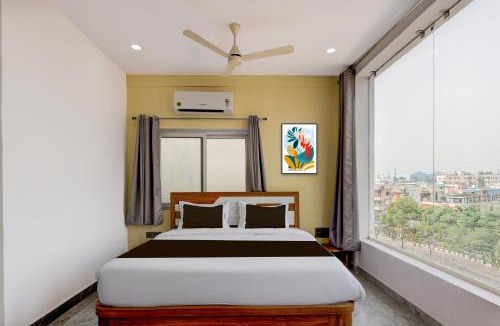 Visakhapatnam Hotel | Collection O Lorven Grand