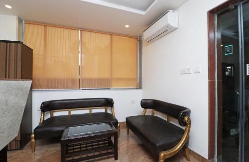 Patel Nagar Hotel | Collection O Ramhan
