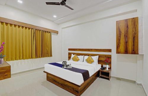 Ahmedabad Hotel | Collection O Star