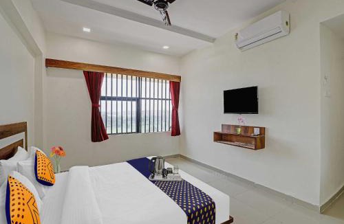 Ahmedabad Hotel | Collection O Star