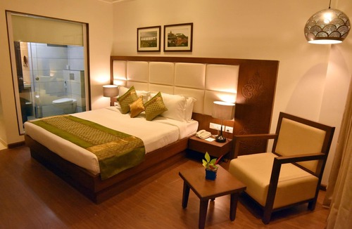 Vadodara Hotel | Comfort Inn Donil