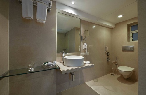 Prabhadevi Hotel | Comfort Inn Heritage