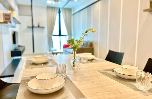 Ara Damansara Apartment | Comfort Place 1-8 Pax 3Q beds Ara Damansara Center