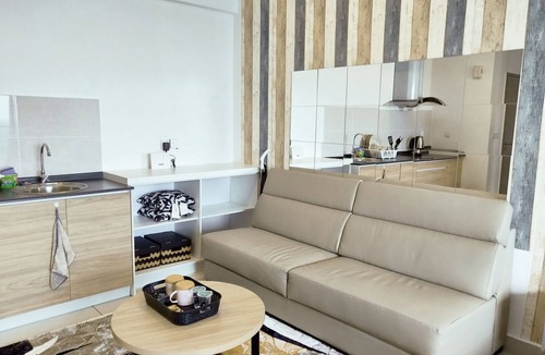 Bangi Sentral Hotel | Comfort Zone Premium Guesthouse Evo1