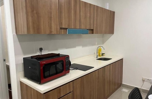 Petaling Jaya Apartment | Comfy Entire Unit Parking Pool Netflix Wifi Opposite Jaya One Pj
