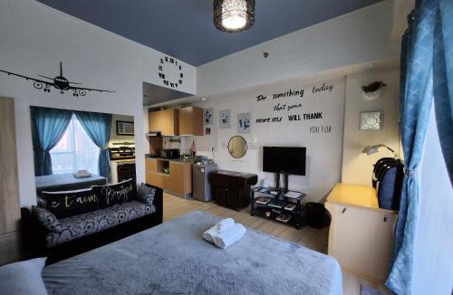 Lapu-Lapu Apartment | Condo Azur Suites A326 Amani Resorts Residences , 5 minutes Airport, Netflix, Stylish, Cozy with Luxurious Swimming Pool
