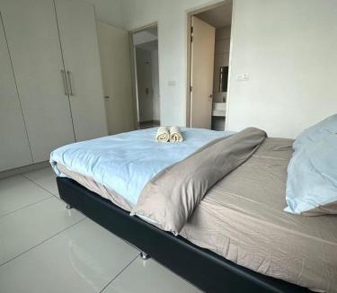 Putrajaya Apartment | Conezion, pool view high floor, beside ioi city mall, opposite hospital serdang, beside Uniteen and UPM, Putrajaya