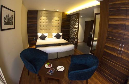Barakhamba Hotel | Connaught Royale