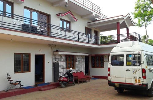 Katakeri Rural House | Coorg Girinivas Deluxe Homestay With Balcony And Wi-Fi