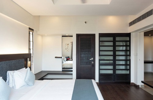 Kozhikode Hotel | Copper Folia