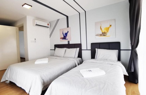 Taman Mutiara Apartment | Corner Duplex Apartment @ EkoCheras (2BR)