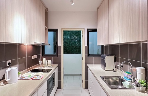 Kampung Puah Seberang Condo | Cosy Homestay 5-6Paxs near Bt caves Mt Kiara Hartamas