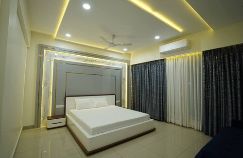 Nagpur Apartment | Cozy 1-bedroom apartment in delightful Nagpur with fitness room, WiFi