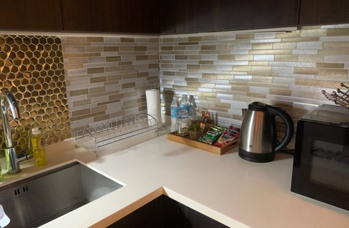 Davao Condo | Cozy 1-bedroom Condo near Abreeza Ayala Mall with City View and Free Parking