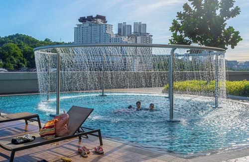 Cheras Apartment | Cozy 1-bedroom MRT connected with Private Bathroom Highspeed WiFi, fitness room
