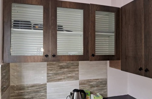 Kondapur Apartment | Cozy 1BR Queen Suite by Botanical Gardens: Flat 501