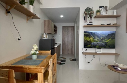 Basak Condo | Cozy and Nature-Inspired Studio Unit