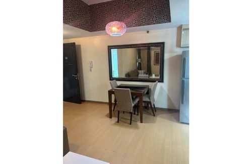 Bonifacio Global City Apartment | Cozy Avant BGC 1Br Sleeps 4