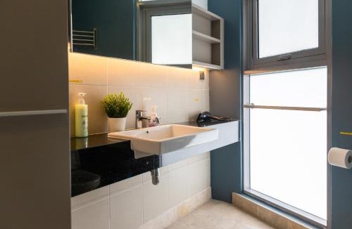 Sri Hartamas Apartment | Cozy City View in Mont Kiara - Signature Residence