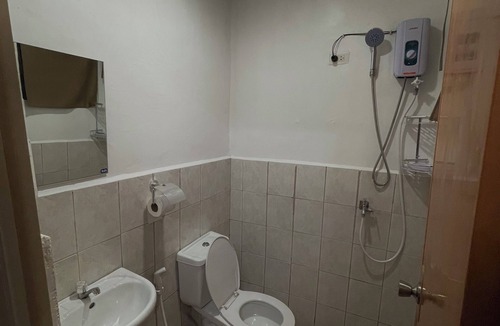 Quezon City Apartment | COZY COMFY STAY @ JT RESIDENCES FIBER INTERNET QC NEAR FISHERMALL QUEZON AVE