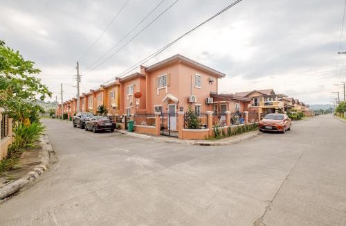Subic Apartment | Cozy Corner at Camella Subic Vista Estates