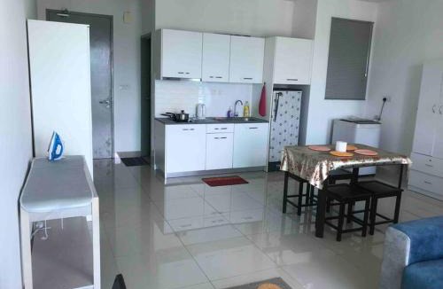 Cyberjaya Apartment | Cozy Cybersqaure Apex Wifi with free parkin & netflix 107