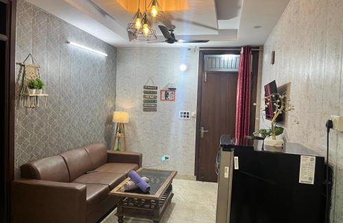 South West Apartment | Cozy Flats Bnb 2 BHK Flat,Near Airport Delhi 303
