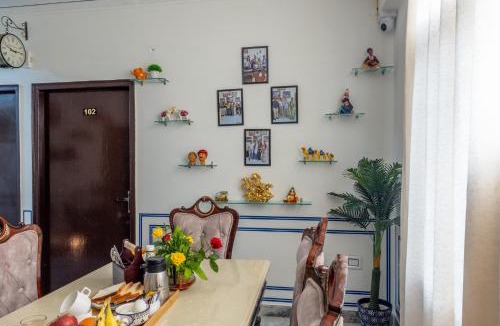 Bani Park House | Cozy House Jaipur - A Homestay
