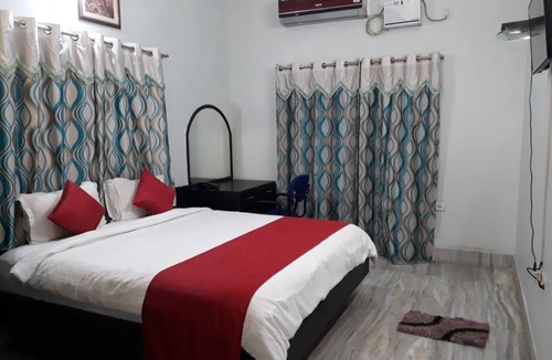 Bhubaneshwar Hotel | Cozy Place to stay over in Temple City of Odisha, India.