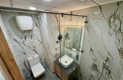 Jaypee Greens Hotel | Cozy Stays