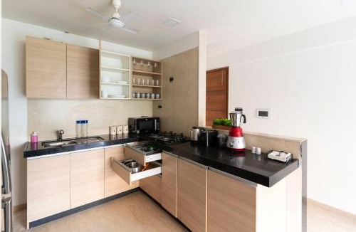 Kurla Apartment | Cozy, Upscale 1 bhk Apt near BKC