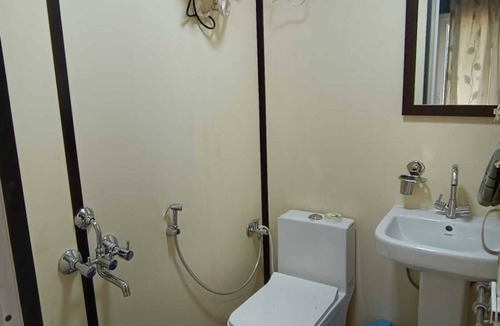 Bhimunipatnam Other | Cozy Well Furnished Cabin, in 200 sq. yds Private Land 2mts to Lovely Sea Beach