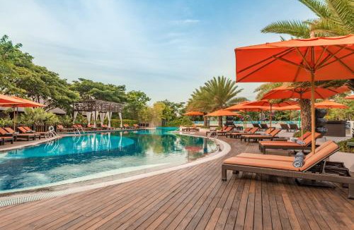 Lapu-Lapu Resort | Crimson Resort and Spa - Mactan Island, Cebu
