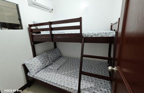 Capas Apartment | CristoRey Capas Tarlac GuestHaws R205