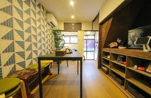 Kyobashi Apartment | CS-1 Akizero Apartment in Osaka Free Bike