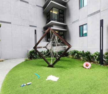 Kampung Pantai Dalam Apartment | Cubic Botanical by Ancubic - KL by Define Suite