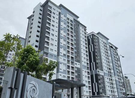 Kampung Rinching Ulu Apartment | D'Camellia 43500 Semenyih Homestay