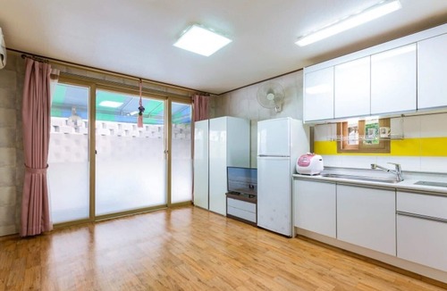 Yeongheung House | Daebudo Claire Pension
