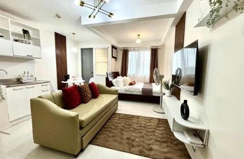 Balibago Apartment | Dainty Den LF508 - Comfy & Chic Home beside Enchanted Kingdom