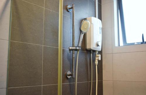 Usj 1 Apartment | DaMen Homestay @SubangHomeStay