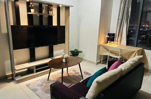 Usj 1 Apartment | Damen Suite Sunway Subang by DW