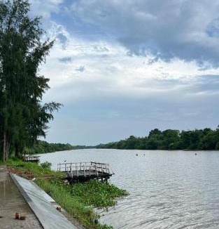 Uluberiya Resort | Damodar River Retreat, Uluberia