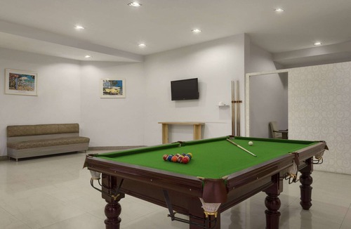 Shahjahanpur Hotel | Days Hotel by Wyndham Neemrana Jaipur Highway