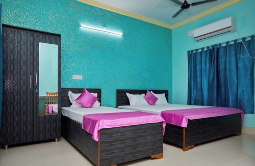 Dumdum House | Deb Guest House