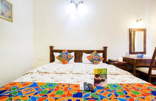 Jagatpura Hotel | Deluxe Double Room #5/W breakfast