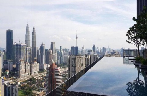 Titiwangsa Apartment | Deluxe King Suite with Twin Tower View 5
