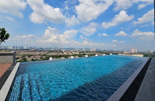 Subang Jaya Apartment | Deluxe Studio (Nearby Bandar Sunway)