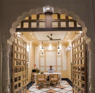 Bani Park Hotel | Dev Mahal - A Boutique Heritage Hotel