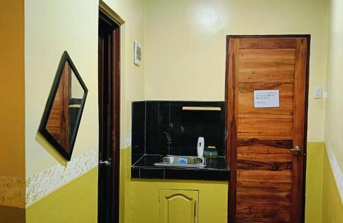 Lapu-Lapu House | Dexter John's Guesthouse
