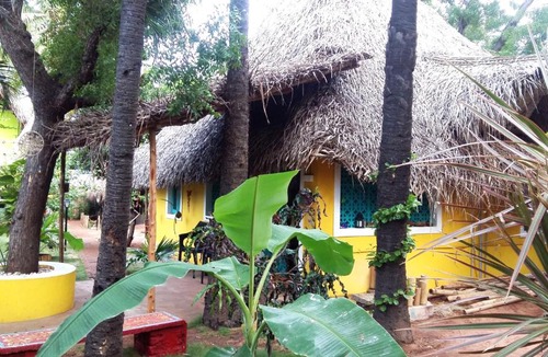 Kuilapalayam House | Dharmakanni Tropical Huts